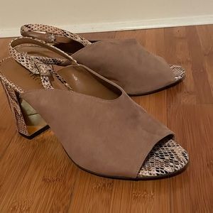 9M J.Renee snakeskin sling back shoes. New.